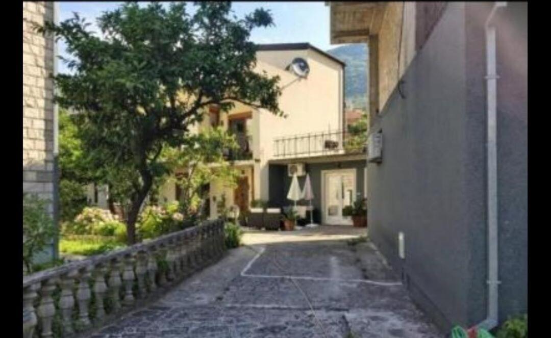 Risan Center Apartment Exterior foto